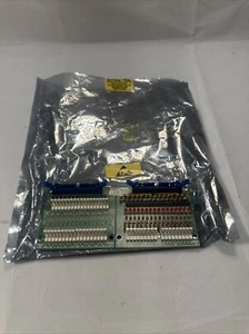 Daikin McQuay 065816005 CONTROL BOARD MT (ROOFTOP) REPLACES 658160B-05 - Picture 1 of 1