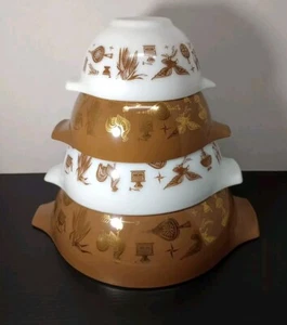Juego de 4 tazones mezcladores vintage Pyrex Early American Cinderella Nesting - Imagen 1 de 11
