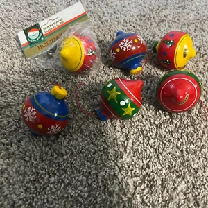 Lot Of 6 vintage wooden Christmas ornaments spinning top Vintage Santa’s World - Picture 1 of 4