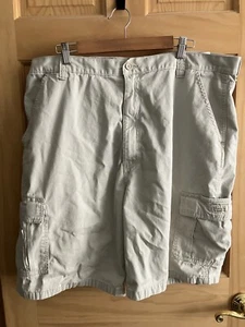 Wrangler Men’s 42 Cargo Shorts - Picture 1 of 7