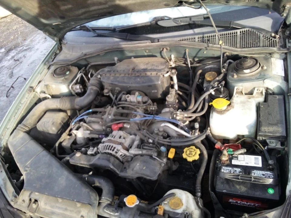 Medidor de velocímetro usado se adapta a: Subaru Legacy Cluster 2003 mercado de EE. UU. 2,5 L exc. GT A Foto 1 de 4