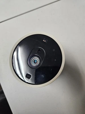 Samsung SP-LSP3BLAXZA 30"-100" HDR Freestyle Smart Portable Projector - Image 1 of 4