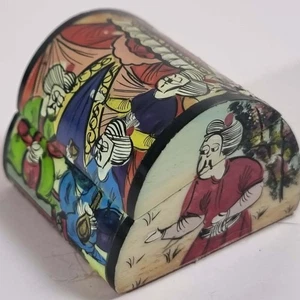 Caja de huesos persa miniatura pintada a mano con forro de terciopelo de 4 cm de ancho - Imagen 1 de 6