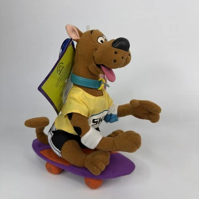 Raro Scooby Doo 8" SCOOBY Patineta Sk8 Perro Peluche Juguete Muñeca Figura Patín Foto 1 de 4