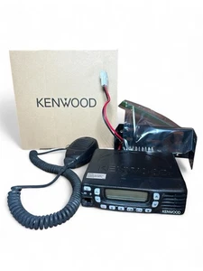 Kenwood TK-8360HU UHF FM Transceiver Mobile Radio W/ Mic, Bracket, & Box - Teste - Picture 1 of 7