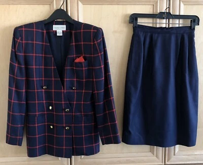 Casual Corner Petite Women’s 2 Piece Suit Plaid Navy Jacket & Navy Skirt Size 2P - Image 1 of 4