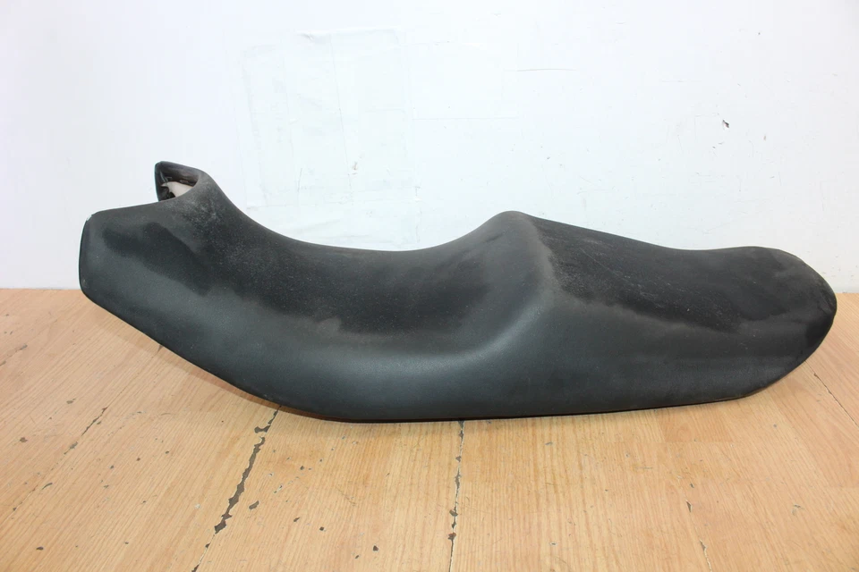 Sillín de asiento Suzuki Katana GSX750F 1995 Foto 1 de 4