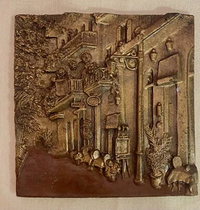 Azulejo dorado de resina sobre cerámica escena callejera de Nueva Orleans usado en excelente estado 6x6" - Imagen 1 de 16
