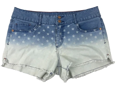 Pantalones Cortos de Jean No Boundaries Patrióticos para Mujer Talla 13 Corte Tiro Medio Estrellas de Verano Foto 1 de 4