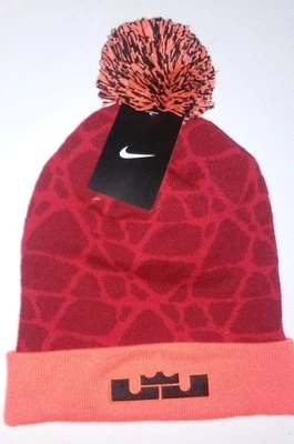 NIKE LEBRON JAMES Rojo POM GORRO TEJIDO INVIERNO ESQUÍ SOMBRERO GORRA Unisex Adulto  Foto 1 de 2