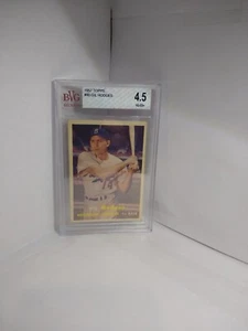 Gil Hodges 1957 topps BVG 4.5 vg-ex+ P1 - Picture 1 of 2