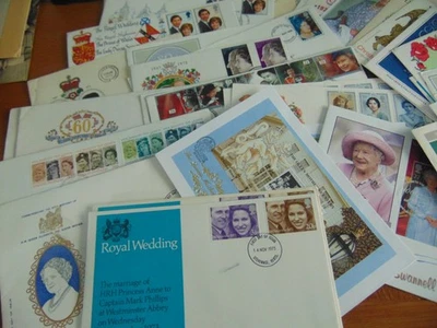 50+ FIRST DAY COVERS --ROYALTY INC PRINCE CHARLES INVESTITURE - Image 1 of 4