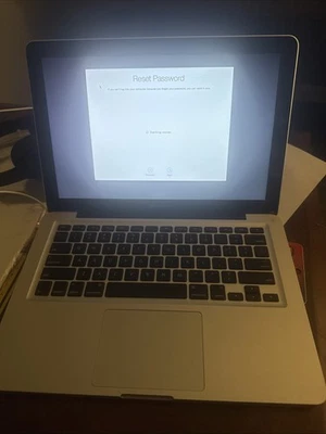 Notebook Apple MacBook Pro A1278 13,3" - MC375LL/A (Abril de 2010) - Imagem 1 de 4