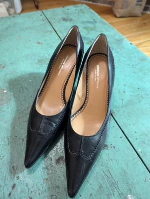 Zapatos de tacón Adrienne Vittadini negros bajos perfectos para bruja de Halloween talla 7 Foto 1 de 4