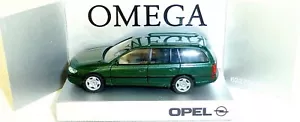 Opel Omega Caravan verde giungla metallizzato auto modello pubblicitario Herpa 1:87 HO1 ∞å* - Foto 1 di 5