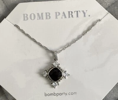 Collar Bomb Party RBP3694 Brújula Puntos Norte L/C Turmalina Bicolor Ahumada Foto 1 de 3