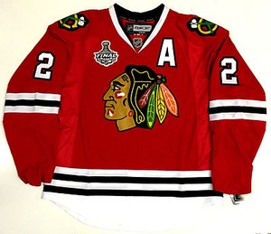 duncan keith red jersey