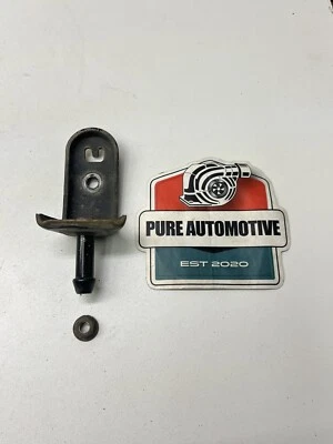 Nissan 350Z 2003-2008 cupé escape medio silenciador suspensión montaje OEM 141 Foto 1 de 4