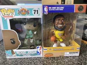 Lotto Figurine Michael Jordan Lebron James Goat Pop & Big Shot Lakers 96' All Star - Foto 1 di 1