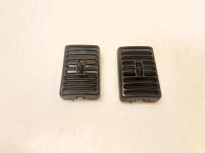 Jeep TJ Wrangler Outer Dash Heater AC Vents 1997-2002 2003 2004 2005 2006 121438 - Image 1 of 4