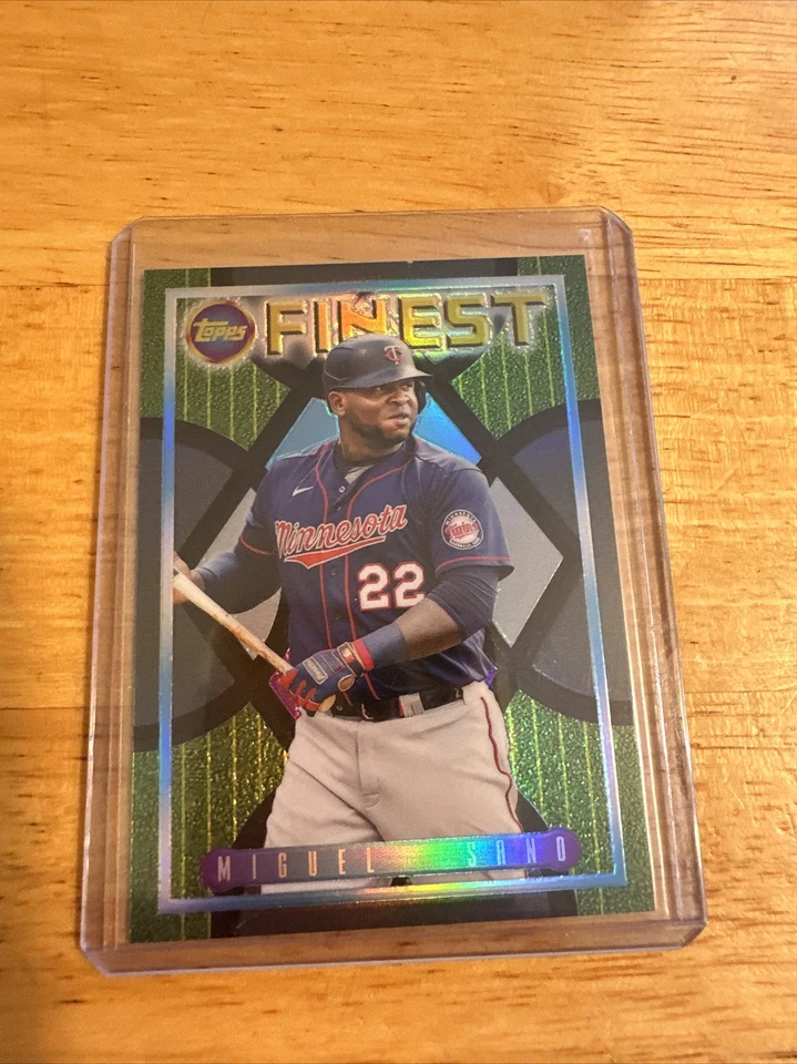2022 Topps Finest Flashbacks Baseball Miguel Sano Black Refractor /25 #134 - Image 1 of 3