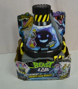 BEAST LAB Glow-in-the-Dark Reptile Beast Creator 80+ Lichter Sounds Neu - Bild 1 von 2