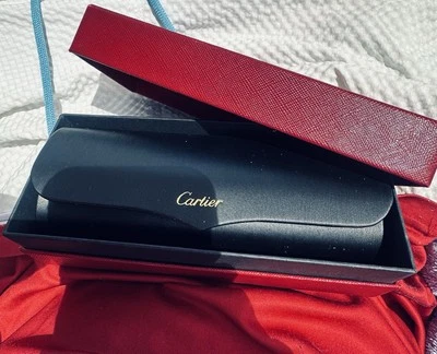 卡地亚眼镜盒带红色保护壳 — 第 1/4 张图片