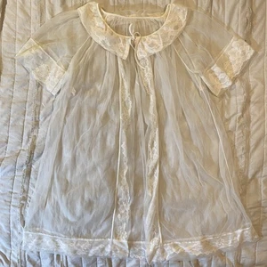 Vtg Berkliff Lingerie Womens Medium White Sheer Nylon Lace Peignoir 60s USA - Picture 1 of 9