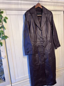 Abrigo largo de cuero Terry Lewis Classic Luxuries marrón oscuro. Talla pequeña - Imagen 1 de 12