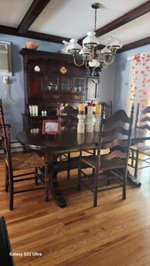 Dining Room Set/Hutch /6 Chairs - Picture 1 of 6