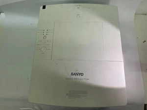 SANYO PLC-WTC500L LCD WXGA Projector 20 Lamp Hours & 927 Filter Hours - Picture 1 of 10