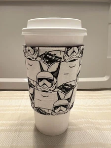 Tazza da caffè accogliente Star Wars fatta a mano - adatta alla maggior parte delle tazze da andare - Foto 1 di 5