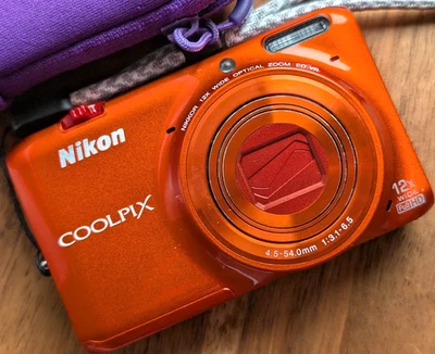 Nikon COOLPIX S6500 16.0MP Orenge Digital Camera 16MP 12X Zoom English Japan - Image 1 of 4