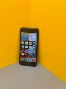 Apple iPhone 7 32GB Schwarz Batterie 96% - Bild 1 von 5