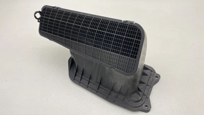 Conducto de admisión de aire de cabina Audi 2013-2018 OEM #4G1819904A Foto 1 de 4