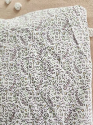 Sábana bajera ajustada con estampado floral verde lavanda Ralph Lauren Foto 1 de 4