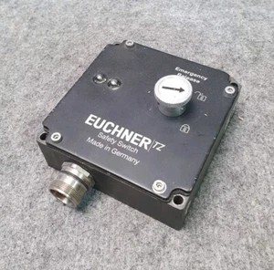 EUCHNER Interruttore di sicurezza TZ1RE024RC18VAB-C1937 - Foto 1 di 8