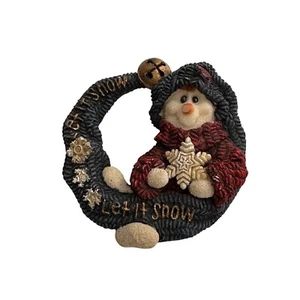 Boyds Bears Snowman "Let It Snow" Brooch Pin Wreath Bell Ornament Resin Read a - Picture 1 of 6