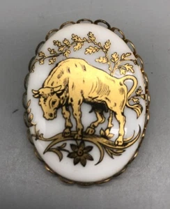 Vintage Zodiac Taurus The Bull Brooch Pin White Oval Gold Tone - Picture 1 of 6