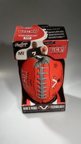 RARE Rawlings Junior Size Michael Vick 7 Brown V Football 5 Panel NIB Cover