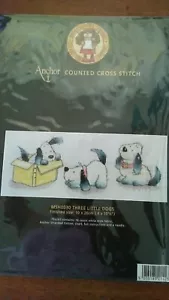 Margaret Sherry "Three LIttle Dogs" Cross Stitch kit - Picture 1 of 2