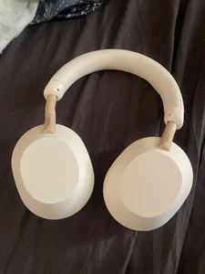 noise cancellation headphones Bluetooth - Picture 1 of 4