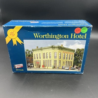 HO Walthers Cornerstone Gold Ribbon Series Kit 933-3609 Worthington Hotel New - Image 1 of 4