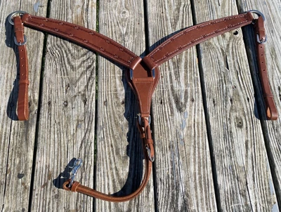 US made contoured Western breast collar with barb wire tooling - Image 1 of 2