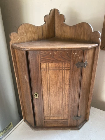 Antique Hanging Corner Cabinet Cupboard Oak 19th c Primitive Victorian 24” Tall Cover