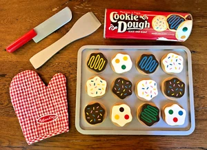 Melissa & Doug Cookie Dough Slice Bake Wooden Toy Kitchen Child Cooking Set - Picture 1 of 11