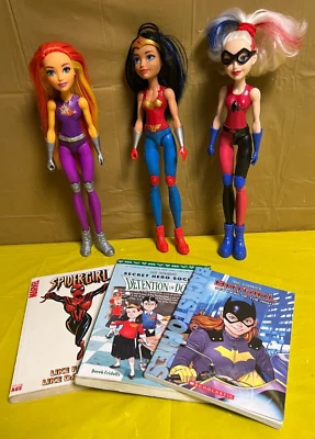 Super Hero Action dolls (3)  & 3 hero books-Super girl, Batgirl, Hero Society - Image 1 of 4