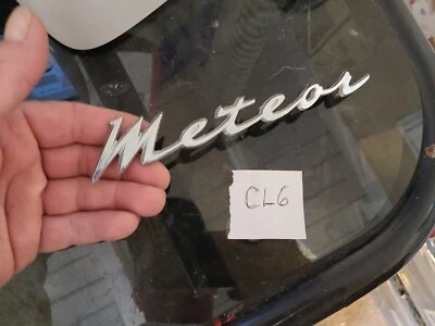 1962 63 MERCURY METEOR FENDER EMBLEMA SCRIPT OEM C3YB-16098 FOMOCO - Imagem 1 de 4