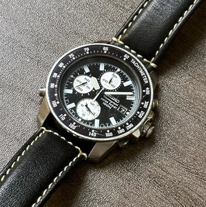 SEIKO 7T32-7H00 Vintage Chronograph Black Dial Men's Wristwatch 40mm - Picture 1 of 11
