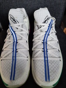 Nike Le Bron 17 Low Glow in the dark Herren Sneaker Gr 47,5 Farbe mehrfarbig - Bild 1 von 7